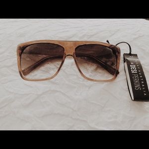 Quay OTL II Sunglasses